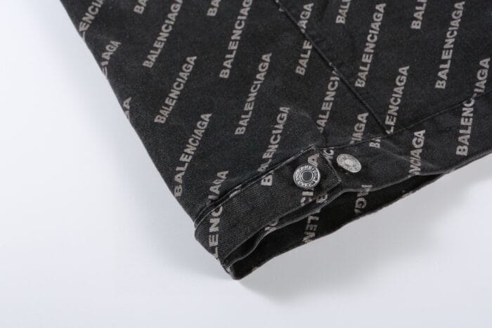 Balenciaga Black All-Over Logo Print - Image 7