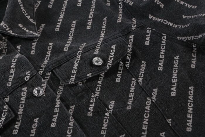 Balenciaga Black All-Over Logo Print - Image 9